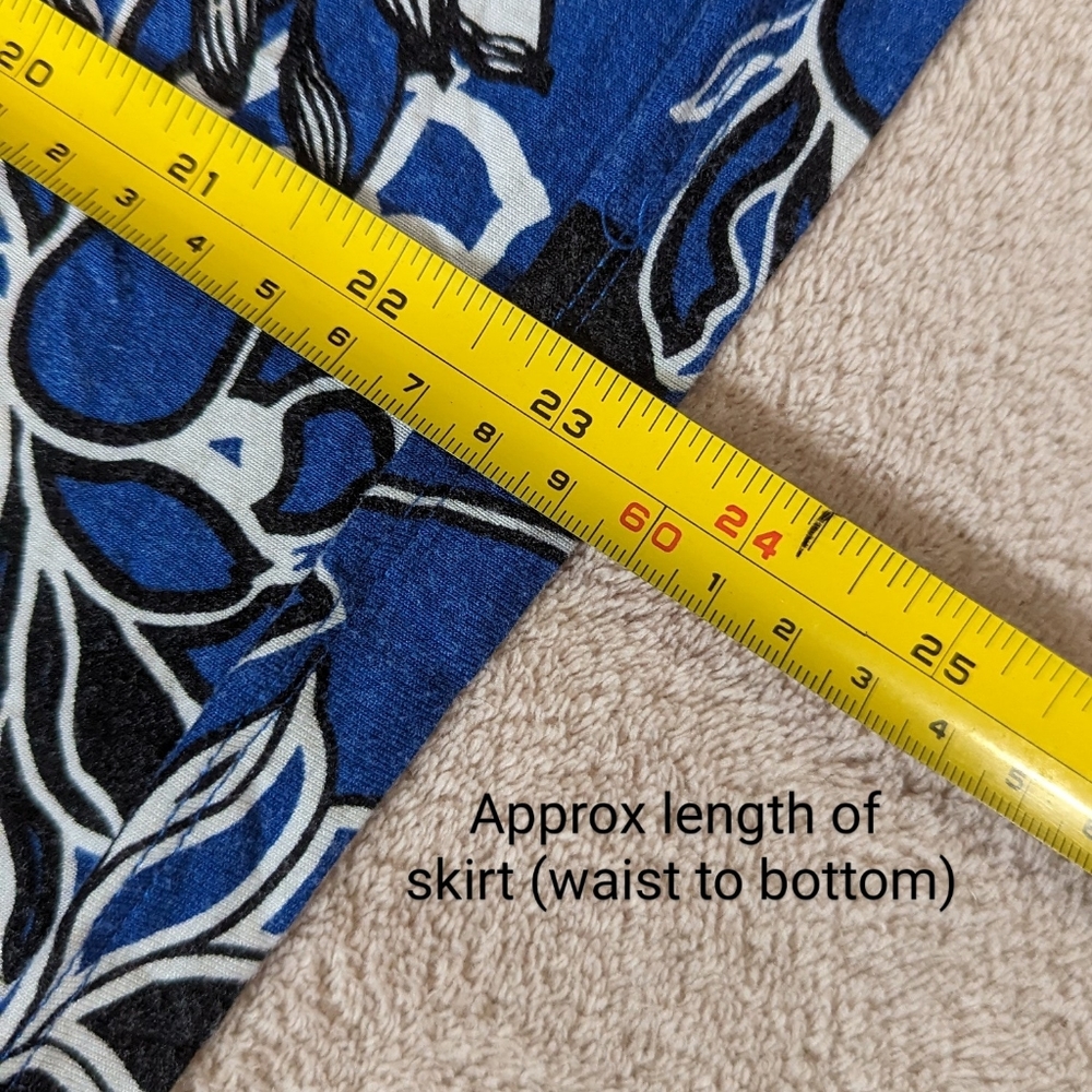 George brand, Med ladies dress w/pockets!! Cute blue with flower details - Picture 11 of 17